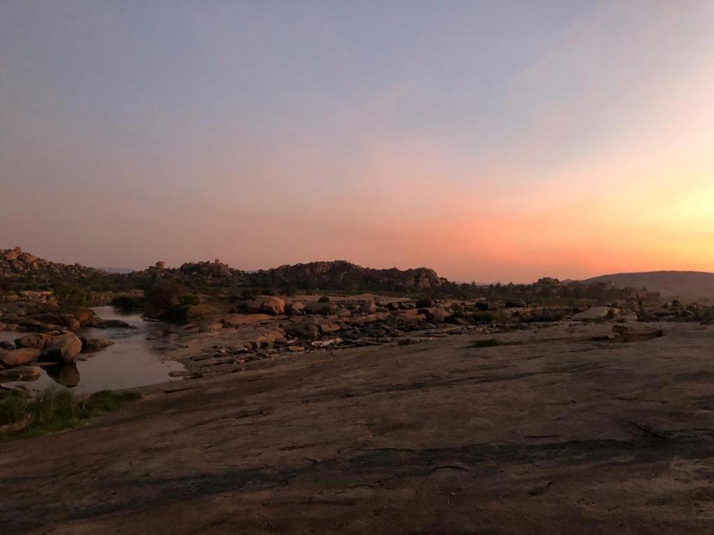 Leo Wodden Resort Hampi Eksteriør bilde