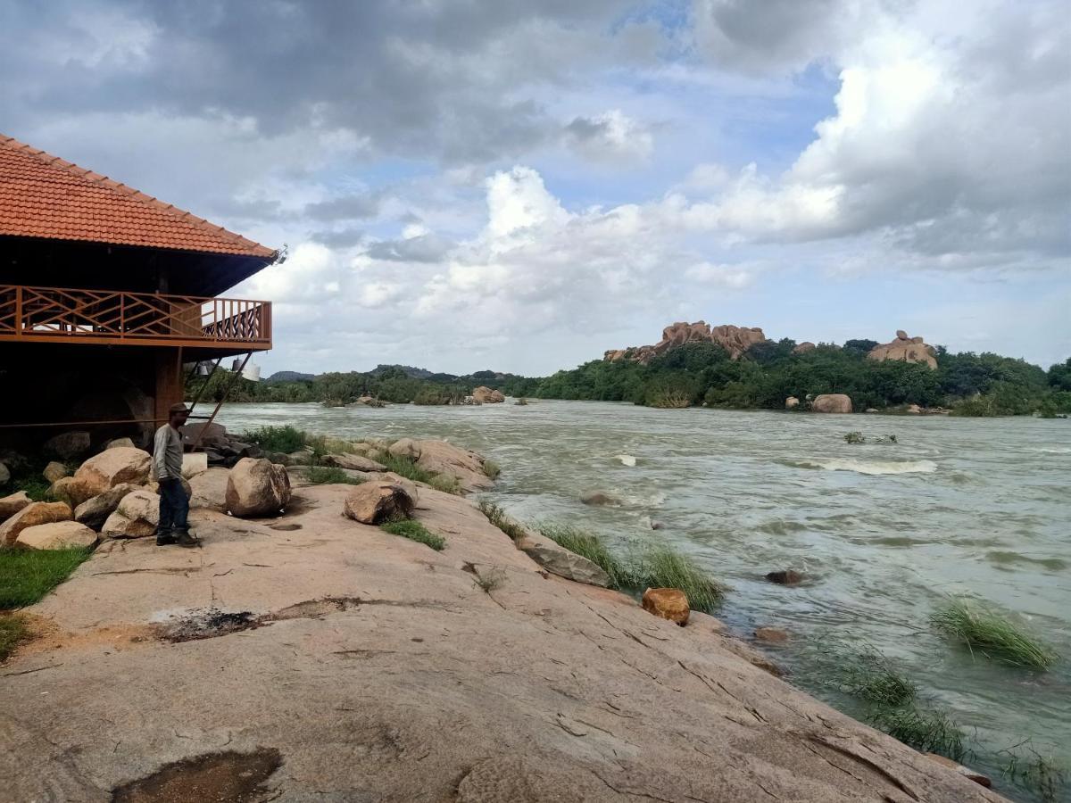 Leo Wodden Resort Hampi Eksteriør bilde
