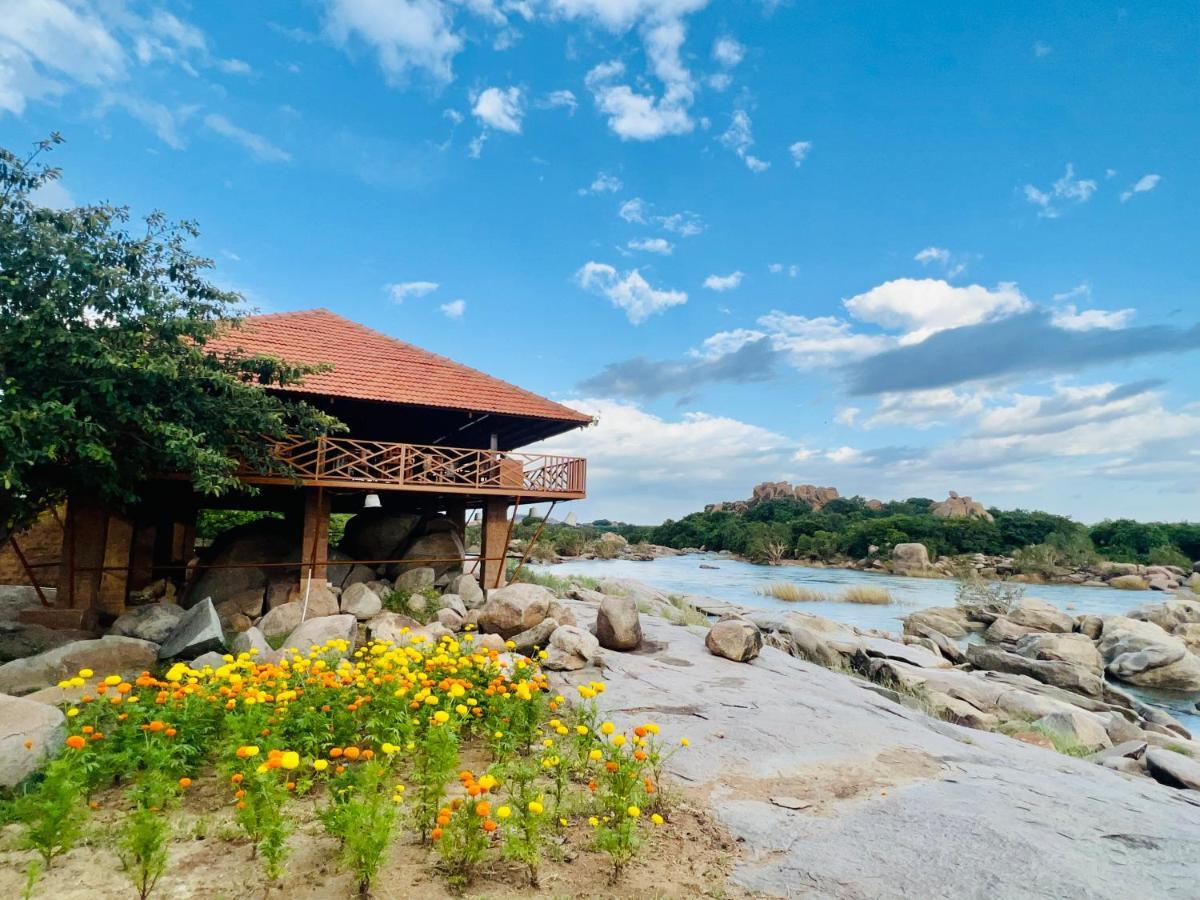 Leo Wodden Resort Hampi Eksteriør bilde