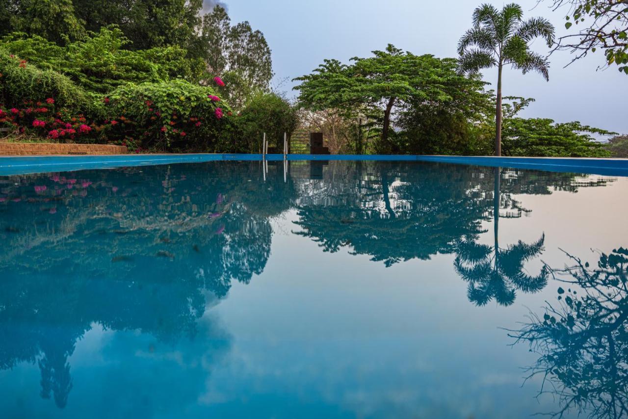 Leo Wodden Resort Hampi Eksteriør bilde