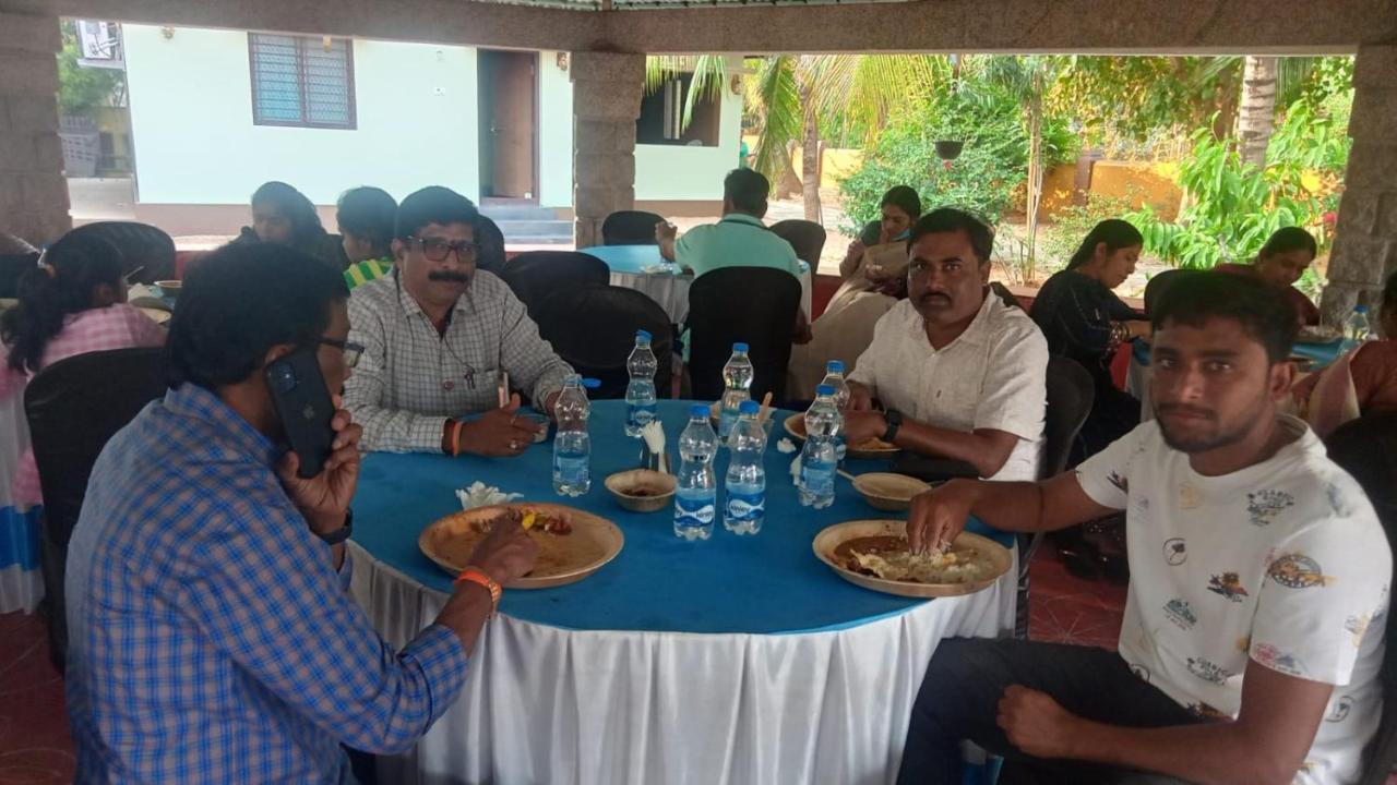 Leo Wodden Resort Hampi Eksteriør bilde
