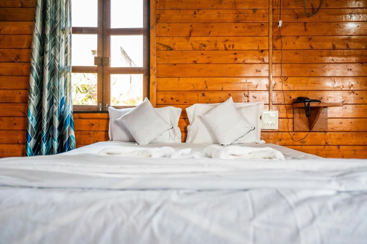 Leo Wodden Resort Hampi Eksteriør bilde