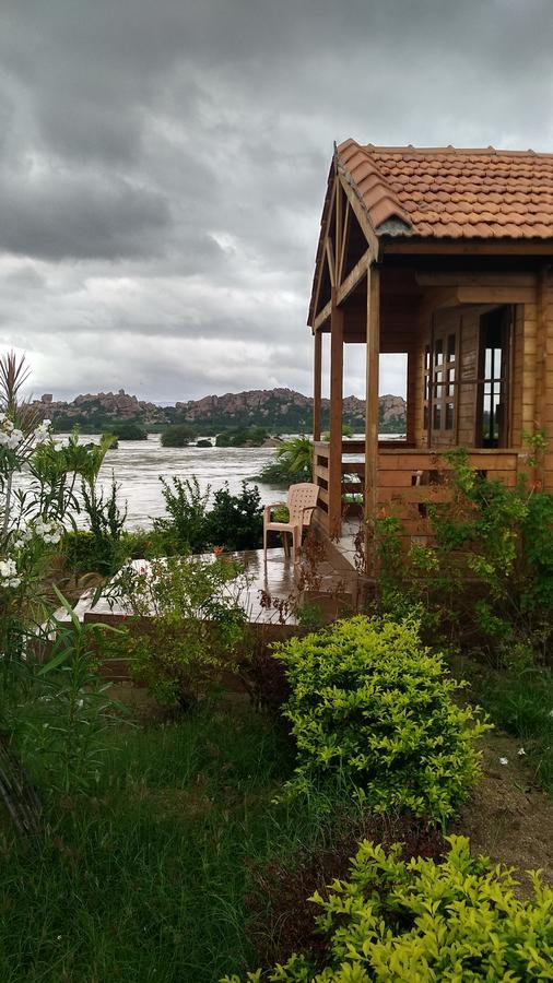Leo Wodden Resort Hampi Eksteriør bilde