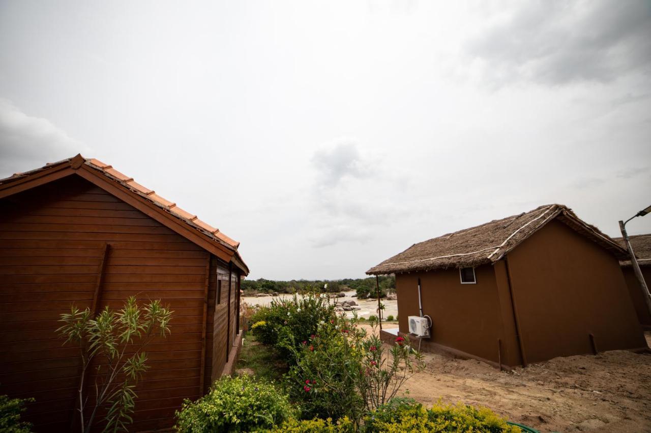 Leo Wodden Resort Hampi Eksteriør bilde